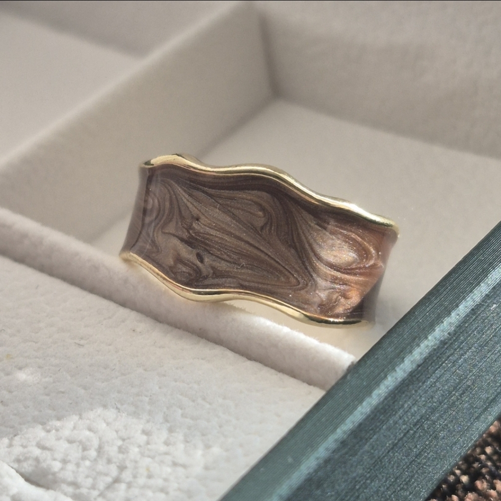 Chocolate Brown Enamel Gold Ring - Picture 4 of 5